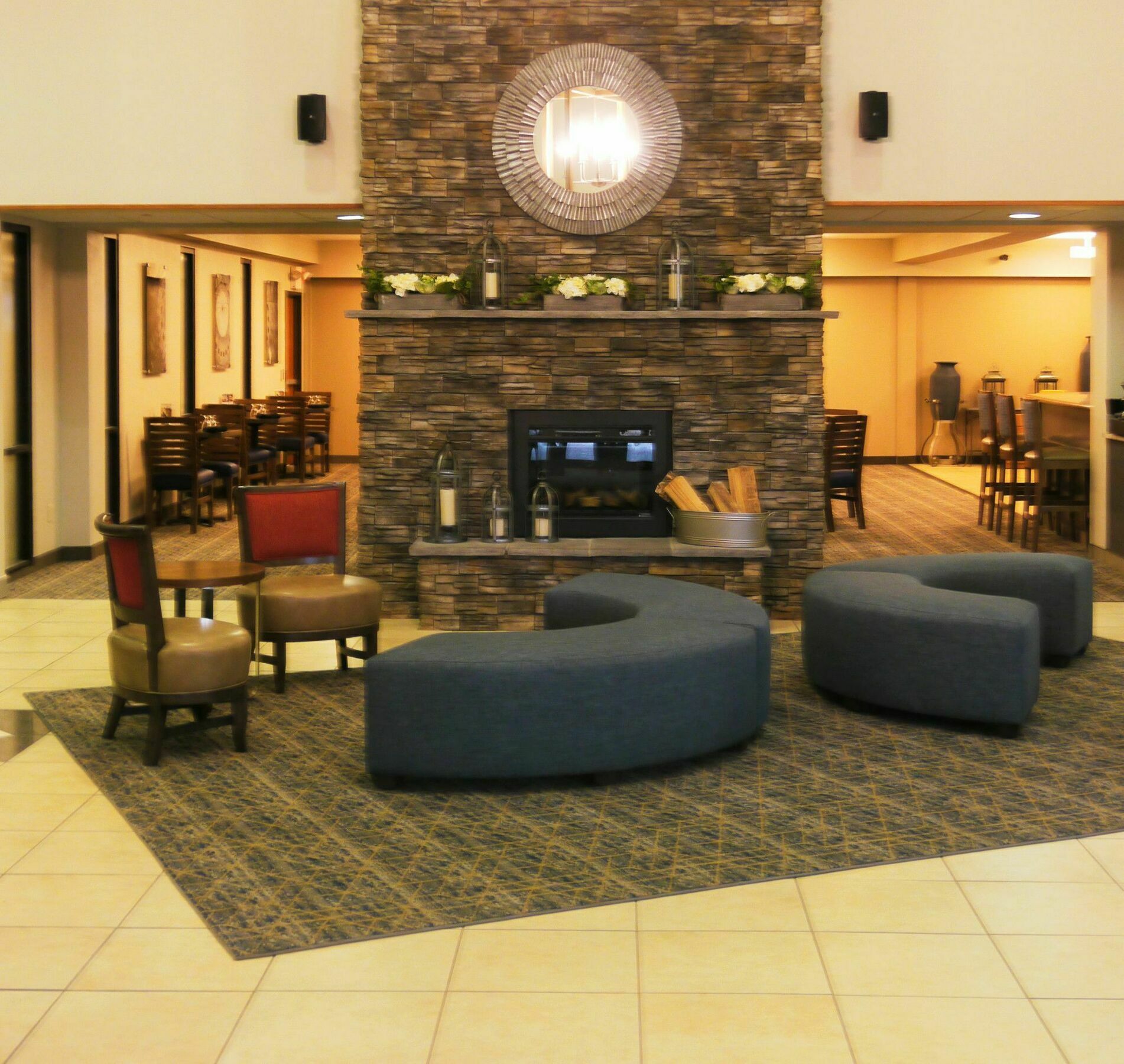 Radisson Hotel Ames Conference Center At Isu Exteriör bild
